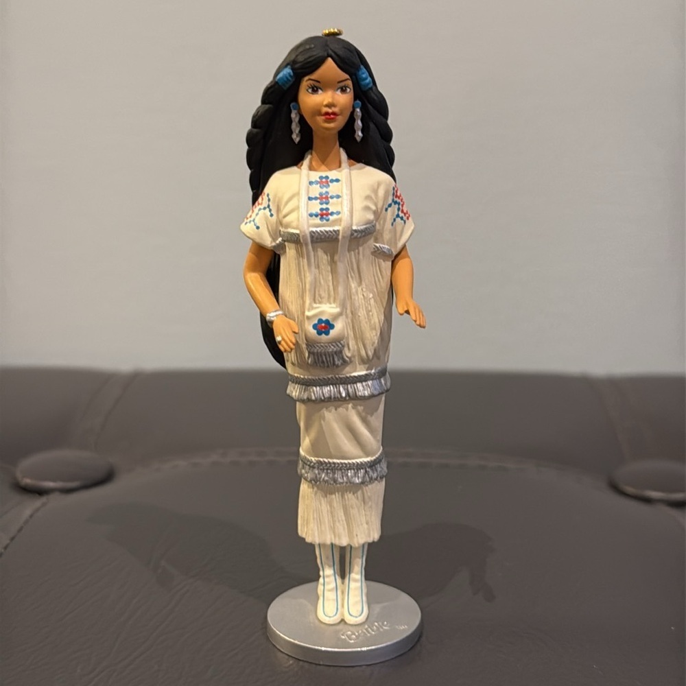 *Vintage* Hallmark| Barbie Keepsake Ornament Collectors series - 1996